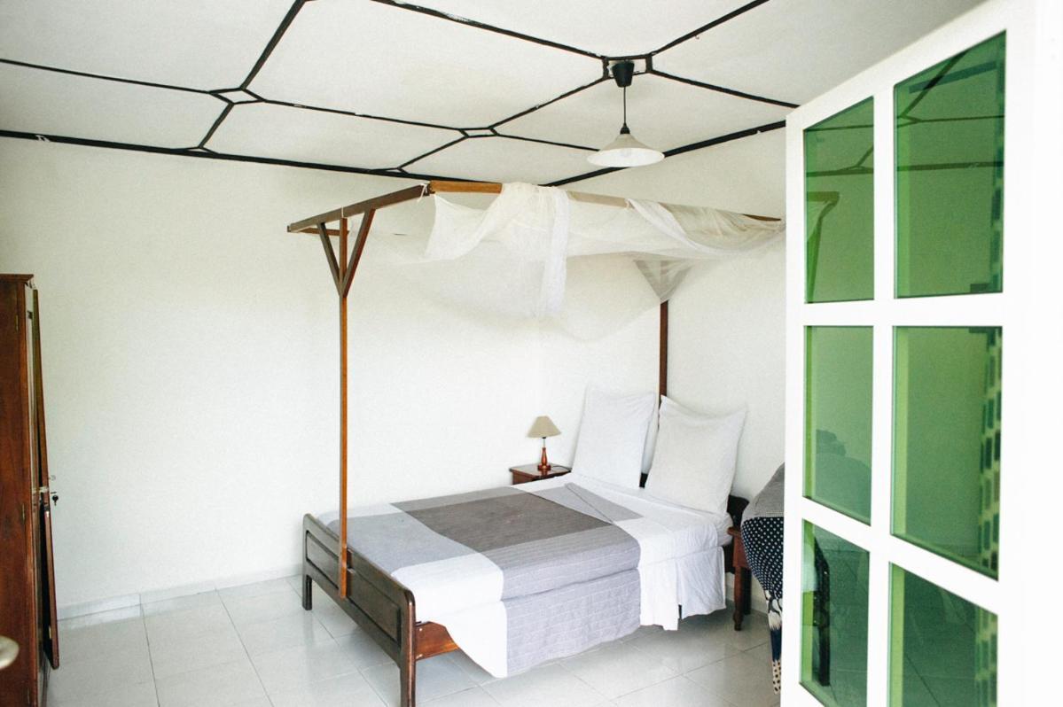 Hotel Jardin De La Paix โมโรนี ภายนอก รูปภาพ