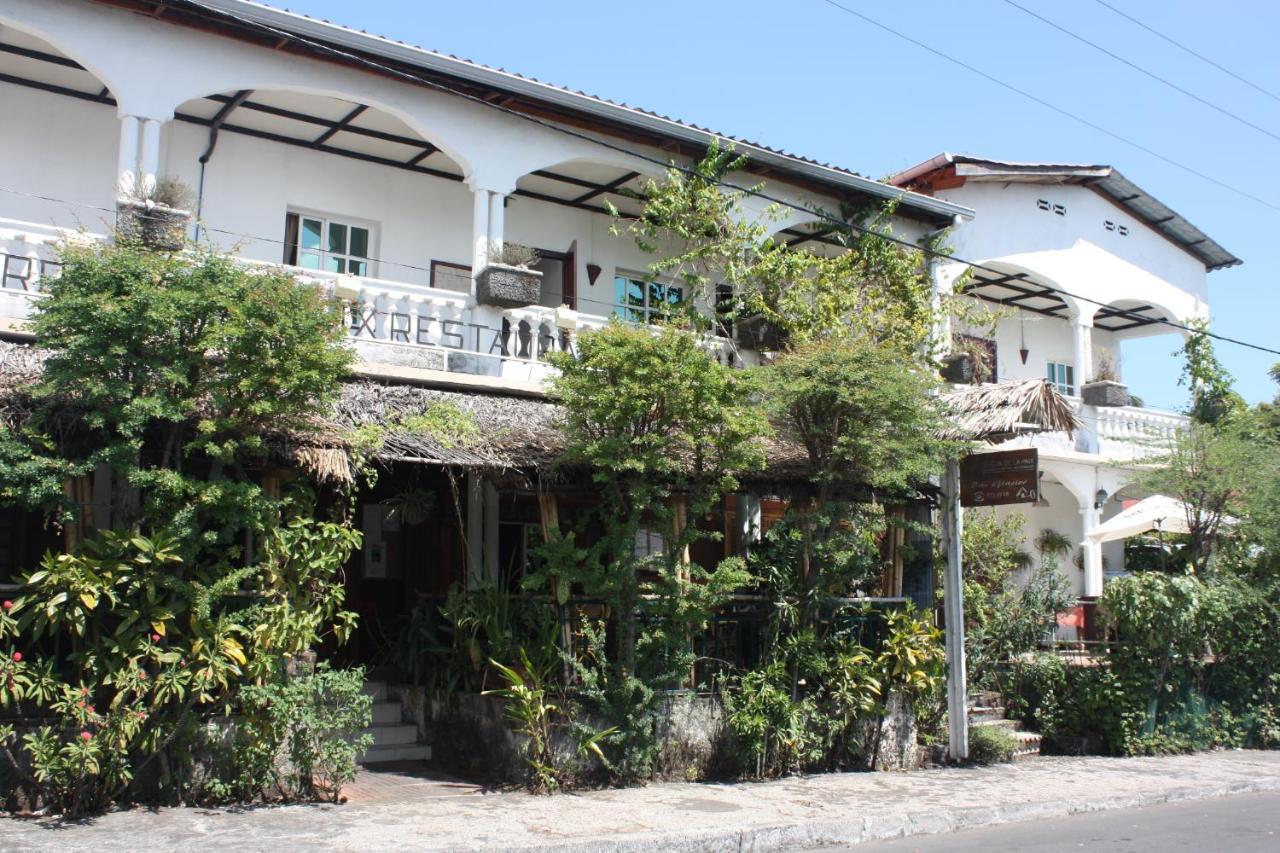 Hotel Jardin De La Paix โมโรนี ภายนอก รูปภาพ